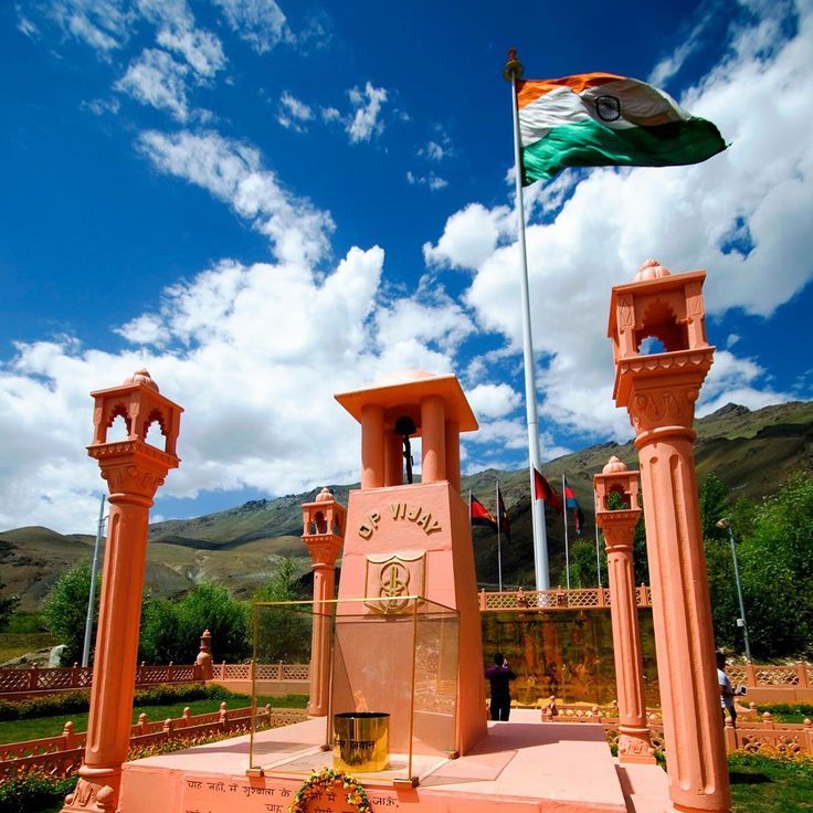 Srinagar - Sonamarg - Kargil