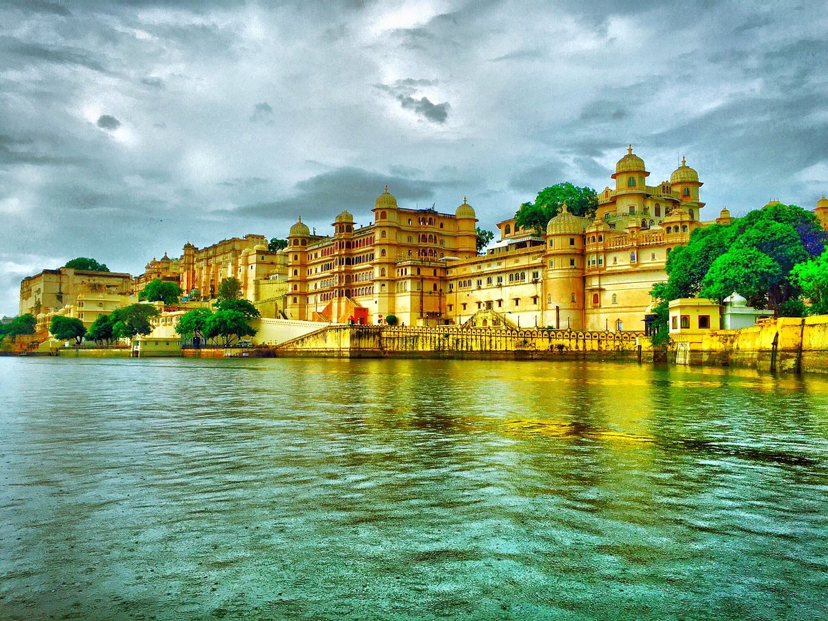 Udaipur Day Tour – Return to Ahmedabad