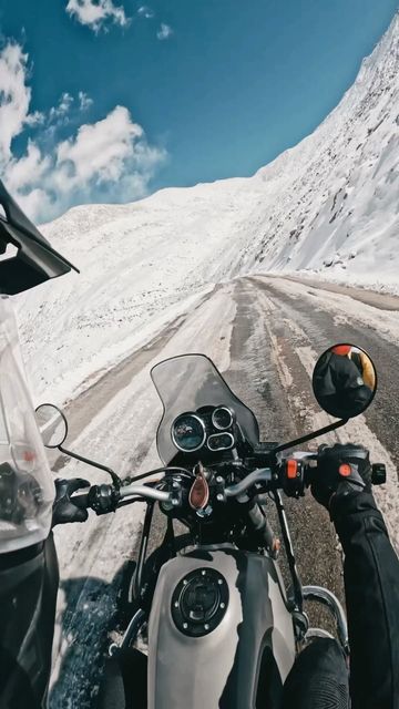 LEH 03 N + NUBRA 02 N + PANGONG 01N TOUR PACKAGE